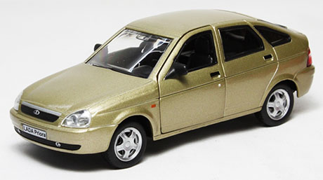 Lada Priora - бежевый металли 1:36