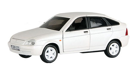 Lada Priora - белый 1:36 Lada Priora - белый 1:36