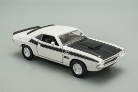 Dodge Challenger T/A - 1970 - белый 1:42