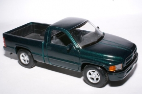 Dodge Ram Pickup - темно-зеленый металлик 1:26