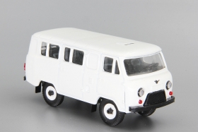 УАЗ-3962 автобус (пластик) - белый 1:43