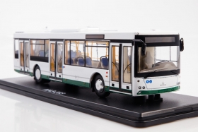 МАЗ-203 белорусский низкопольный городской автобус - белый/зеленый 1:43