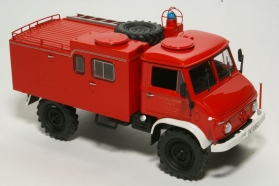 Mercedes-Benz Unimog 404 S пожарный «Feuerwehr» кунг - 1956 1:43