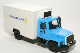 Горький-3309 фургон «Яйца-цыплята» 1:43