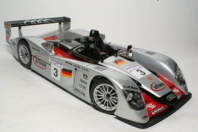 Audi R8 Le Mans №3 Infineon 2002 - Krumm Michael / Peter Philipp / Werner Marco 1:18