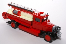 ЗиС-11 пожарный автомобиль с передним насосом ПМЗ-6 1:43