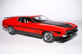 Ford Mustang Mach I 1971' (red) 1:18