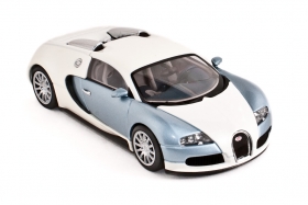 Bugatti EB 16.4 Veyron Production Car - 2005 - pearl/ice blue 1:43