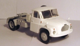 Tatra 138 NTT 4х4 седельный тягач 1:43