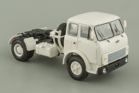 МАЗ-5429 седельный тягач - 1977 г. - белый 1:43