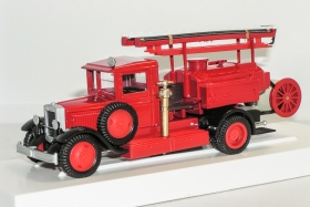 ЗиС-5 пожарная автоцистерна ПМЗ-2 с ДПО 1:43