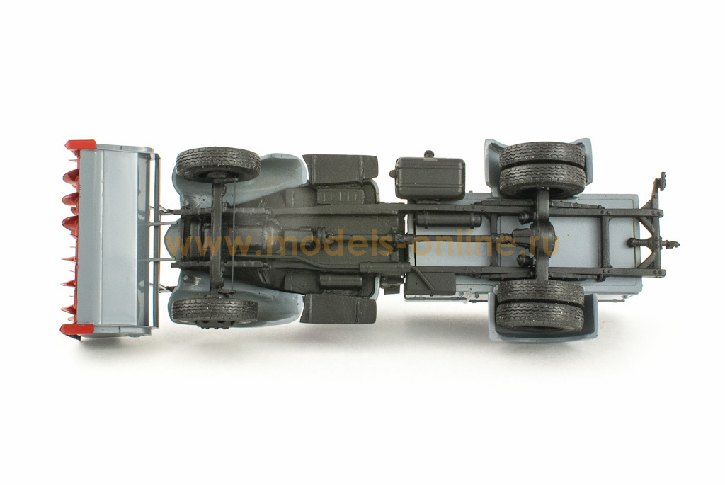 Масштабная модель ЗиС-150 шнеко-роторный снегоочиститель РС-3Л - серый 1:43