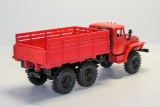 Миасский грузовик-4320 бортовой - красный 1:43