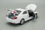 Toyota Camry VII (XV50 Restail) - белый - звук+свет 1:32