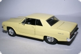 Chevrolet Malibu 1965 - бежевый 1:24