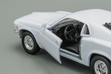 Ford Mustang Boss 302 - 1970 - белый 1:39