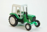 МТЗ-82 Трактор (пластик) - зеленый/белый/белые диски 1:43