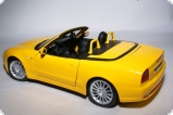 Maserati Spyder - желтый 1:18