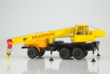 Миасский грузовик-4320 автокран КС-3574 «Ивановец» - оранжевый/желтый 1:43
