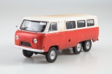 УАЗ-452К пассажирский автомобиль повышенной проходимости 6x6 - красный/белый со следами эксплуатации 1:43