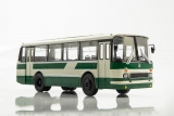 ЛАЗ-695Р автобус - №33 с журналом (+наклейка) 1:43