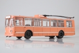 ЗиУ-9 троллейбус - розовый 1:43