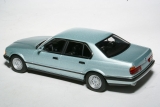 BMW 7-series (E32) 1986 - green metallic 1:43