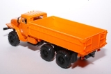 Миасский грузовик-5557 самосвал с боковой разгрузкой - оранжевый/черные диски 1:43