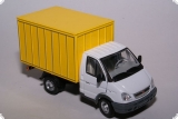 Горький-3302 фургон - белый/желтый 1:50