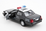 Ford Crown Victoria Police Interceptor - черный - без коробки 1:42
