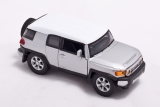 Toyota FJ Cruiser - серебристый металлик 1:32