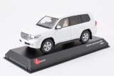 Toyota Land Cruiser 200 - white 1:43