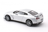 Nissan GT-R (R35) - 2008 - серебристый металлик - №18 с журналом 1:43