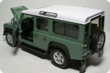 Land Rover Defender - зеленый 1:24