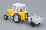 МТЗ-82 трактор металлизированне детали + прицеп-кухня - пластик - желтый/белый/белый 1:43