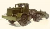 МАЗ-Э-525Д седельный тягач + внештатный скрепер Д-357 1:43