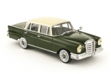 Mercedes-Benz 220 SE «Heckflosse» (W111) - 1959 - зеленый/бежевый 1:43