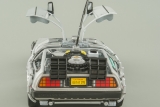 DeLorean DMC 12 Time Machine - 1983 - из кинофильма «Назад в будущее. Часть 1» 1:24