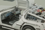DeLorean DMC 12 Time Machine - 1983 - из кинофильма «Назад в будущее. Часть 2» 1:24
