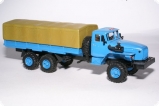 Миасский грузовик-4320-0911-40 бортовой с тентом 1:43