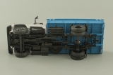 Горький-3307 (двигатель ЗМЗ-513, деревянный борт) бортовой - серый/голубой 1:43