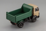 МАЗ-555102 самосвал - 1988-1993 гг. - бежевый/зеленый 1:43