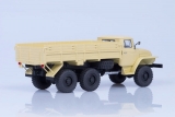 Миасский грузовик-375Н бортовой - 1974 г.- бежевый 1:43