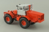 К-700 колёсный трактор общего назначения - красный/серый (экспорт) 1:43