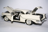 Oldsmobile Super 88 1957 white 1:18