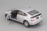 Toyota Prius - серебристый металлик - без коробки 1:34